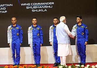 Shubhanshu Shukla with Pm Narendra modi